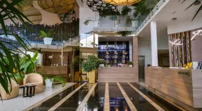 Hotel Crystal Light - Image 2