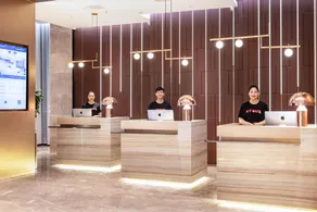 Atour Hotel Wuhan Jinyin Lake - Image 1