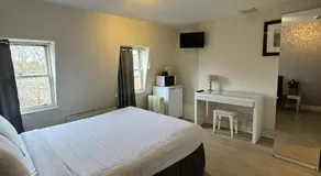 The Paramount Hotel - Image 2