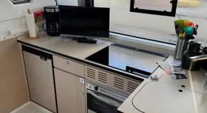 Stilvolle Bootsunterkunft für bis zu 4 Personen - Image 4