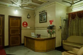 Hotel O Landmark AB Block - Image 4