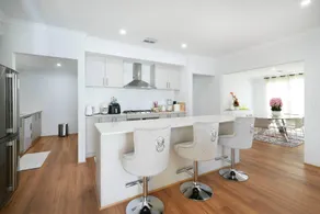 Relax in Style at Bennett Springs Modern Retreat - Image 3