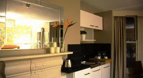 Amherst Brighton - Image 3