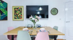 Pinley Place Serviced Apartment - Charming 2Bed Retreat Coventry - Image 4