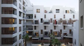 Le Village 76 m2 Climatisation 1er arrondissement gare à pied - Image 3