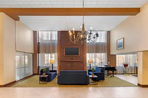 Clarion Hotel & Conference Center Lansing West - Image 3