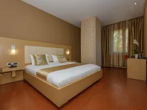 Sky 2 Hotel Tirana - Image 2