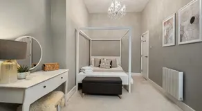Princes Wharf, Stylish 2 Bed City Centre Apartment - Image 2