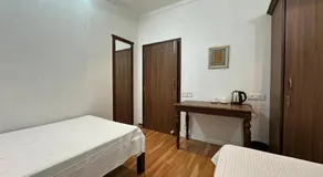 Junput Guest House - Image 2