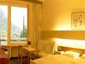 Hotel Tiffany - Image 5