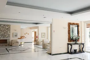 Kanapitsa Mare Hotel - Image 4