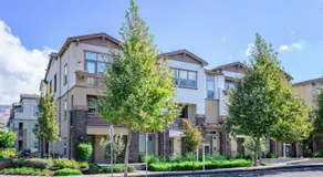 47242 Spacious 3BR Home 2 Kings AC Free Parking - Image 4