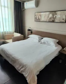 Jinjiang Inn Select Qingdao West Coast Coach Exhibition Center High-Speed Railway Station - Image 3