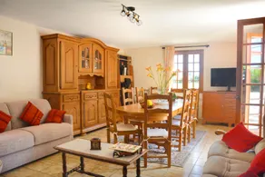 Le Malis - Charming half-timbered family house with large garden - Image 2