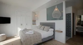 Abeniss Boutique B&B - Image 2