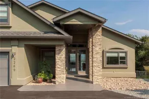 Lake and Bridge View Vacation Home - Image 5