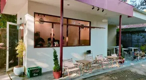 Jeng Tini Guest House - Image 5