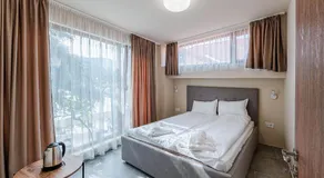 ArdoVel Park Hotel - Image 2