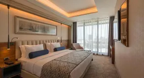 Golden Tulip Inn - Image 2
