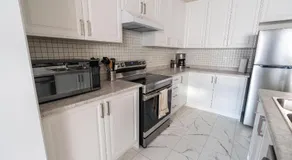 BRAND NEW home minutes from Niagara Falls. - Image 5