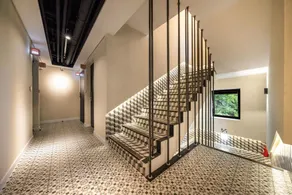 Hotel Moon - Image 4