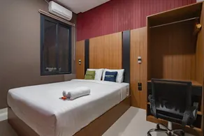 Urbanview Elephant Eleven Residence Buah Batu Bandung by RedDoorz - Image 2