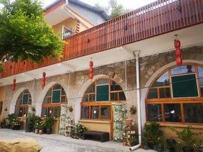 Fengmeizi Boutique Homestay - Image 3