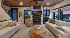 Smith Creek Resort - 5 Bedrooms 20 Guest - Indoor Pool - Resort Amenities - Image 2