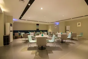 Home Inn Style Guangzhou Panyu Chimelong Xiajiao Metro Entrance - Image 4