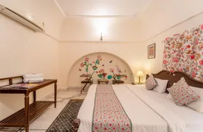 Rajmahal Palace -3 Luxury |FF rooms by Homeyhuts - Image 2