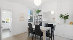 Family-Friendly 3-Bed Home, Sleeps 6, Quiet Area and Parking - Image 3