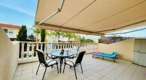 Sea View Family Apartment with Pool - Image 5