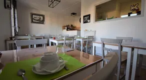 Hôtel Du Commerce Millau - Image 2