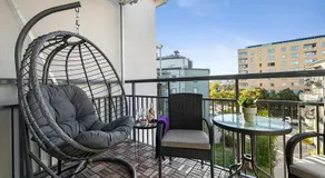 Stylish City Apartment Stockholm - Image 3