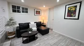Modern 2BR Guest Suite w En-Suite Bathrooms 10 min to Rodeo Drive Near Kaiser and Cedars hospitals - Image 3