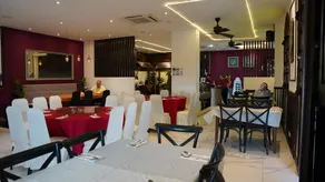 Serapi Hotel - Image 5