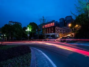 Dinghui Holiday Hotel - Image 2