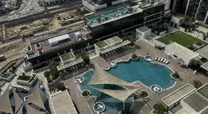 Luxury 1-Bedroom Apartment with Pool Access in DIFC, Dubai - Image 3