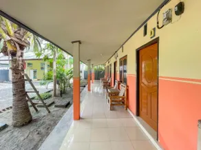 Ekas Beach Guesthouse Mitra RedDoorz - Image 5