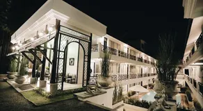 Fullrich Lanna Suite - Image 2