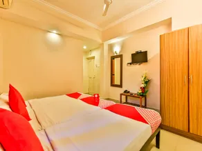 FabHotel 4 Pillar - Image 2