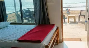 Candle wood Beach Stay - Image 2