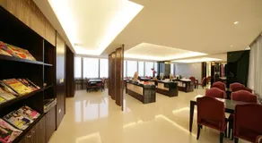 Dubai Villa Motel - Image 3