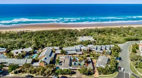 Hideaway Noosa Men Only Beach Resort - Image 3
