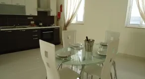 Shamrock Flats - Image 3