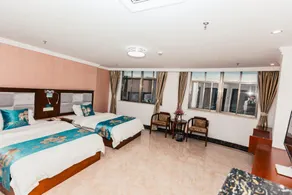 Slow City Hotel - Image 2
