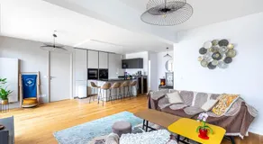 GuestReady - Chic cocoon with a balcony - Image 2