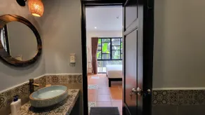 Cozy and Clean Apartment - Image 5