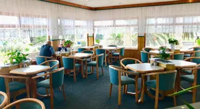 Hotel Schweizerhaus/Cafe Anton - Image 2