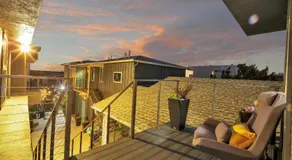 Tower 9 Oceanside, 1BD Boutique Retreat, Steps from the Beach, Sleeps 4 - Image 4